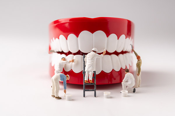 The Dos and Don’ts of Denture Care from Randal S. Elloway DDS, Inc in Red Bluff, CA